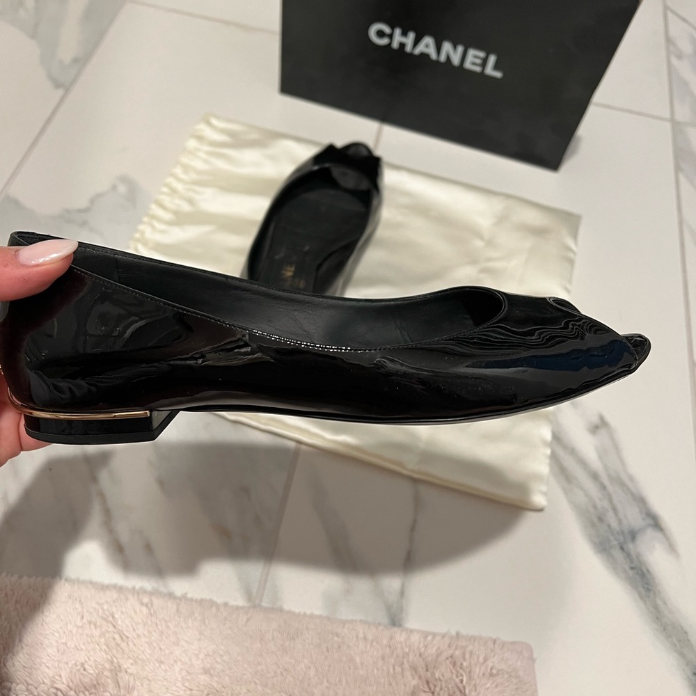 Chanel flats with gold CC - Picture 5 of 6